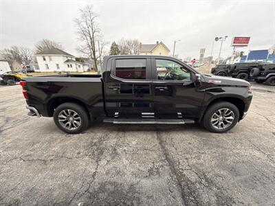 2022 Chevrolet Silverado 1500 Limited LT   - Photo 5 - Rushville, IN 46173