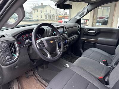 2022 Chevrolet Silverado 1500 Limited LT   - Photo 11 - Rushville, IN 46173