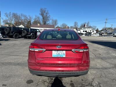 2020 Ford Fusion S   - Photo 7 - Rushville, IN 46173