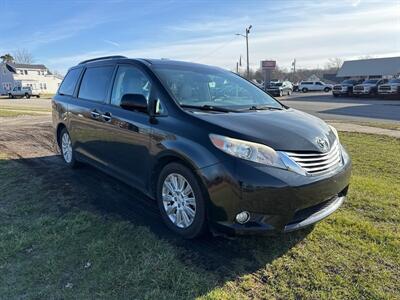 2012 Toyota Sienna Limited 7-Passenger   - Photo 4 - Rushville, IN 46173