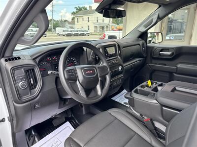 2024 GMC Sierra 1500 Pro   - Photo 10 - Rushville, IN 46173