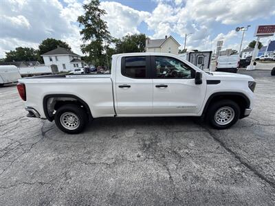2024 GMC Sierra 1500 Pro   - Photo 5 - Rushville, IN 46173