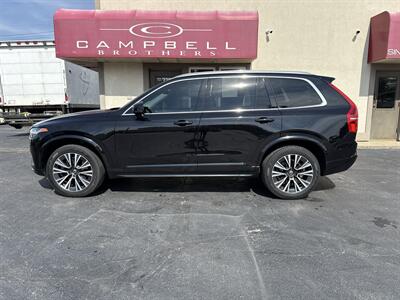 2022 Volvo XC90 T6 Momentum 6-Passenger SUV