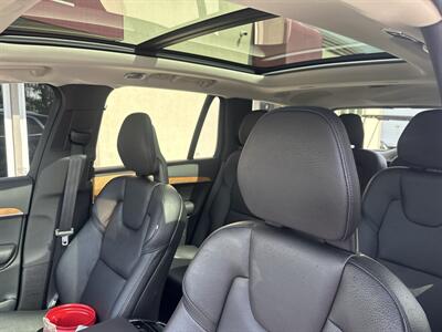2022 Volvo XC90 T6 Momentum 6-Passenger - Photo 10 - Rushville, IN 46173
