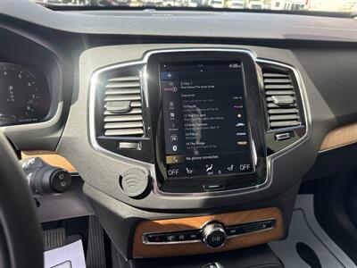 2022 Volvo XC90 T6 Momentum 6-Passenger - Photo 15 - Rushville, IN 46173