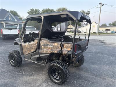 2021 Honda Pioneer 1000-5 Deluxe - Photo 16 - Rushville, IN 46173