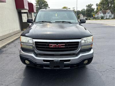 2005 GMC Sierra 2500HD Work Truck   - Photo 3 - Rushville, IN 46173