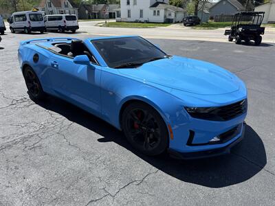 2023 Chevrolet Camaro LT   - Photo 4 - Rushville, IN 46173