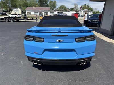 2023 Chevrolet Camaro LT   - Photo 19 - Rushville, IN 46173