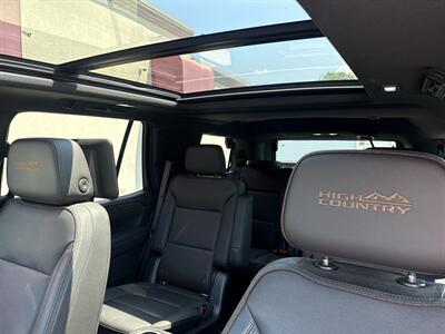 2022 Chevrolet Tahoe High Country   - Photo 11 - Rushville, IN 46173