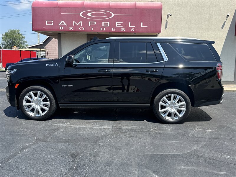 2022 Chevrolet Tahoe High Country   - Photo 1 - Rushville, IN 46173