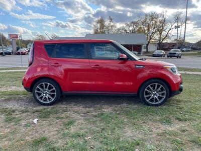 2017 Kia Soul !   - Photo 5 - Rushville, IN 46173