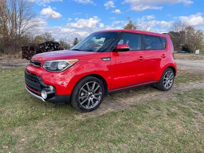 2017 Kia Soul !   - Photo 2 - Rushville, IN 46173