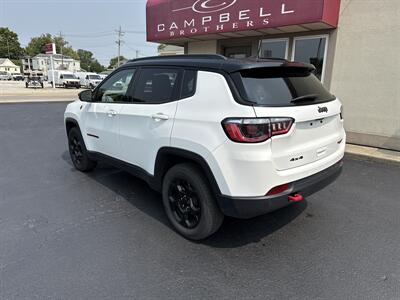 2023 Jeep Compass Trailhawk   - Photo 8 - Rushville, IN 46173