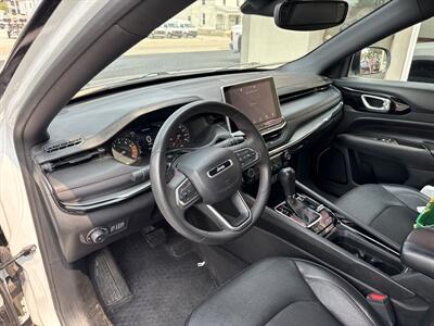 2023 Jeep Compass Trailhawk   - Photo 10 - Rushville, IN 46173