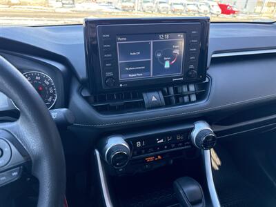 2021 Toyota RAV4 Hybrid LE   - Photo 12 - Rushville, IN 46173