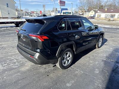 2021 Toyota RAV4 Hybrid LE   - Photo 6 - Rushville, IN 46173