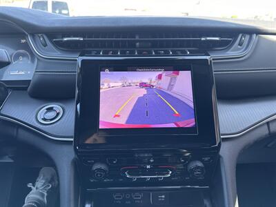 2024 Jeep Grand Cherokee Laredo A   - Photo 12 - Rushville, IN 46173