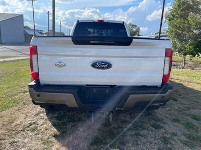 2019 Ford F-450 Super Duty King Ranch   - Photo 7 - Rushville, IN 46173