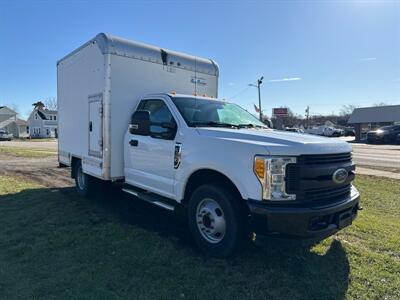 2017 Ford F-350 XL XL   - Photo 4 - Rushville, IN 46173