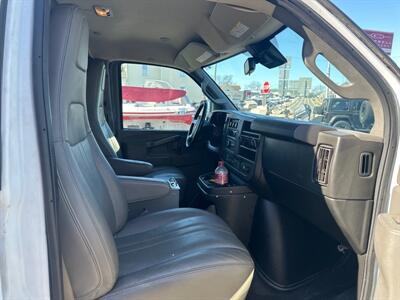 2019 Chevrolet Express 3500   - Photo 11 - Rushville, IN 46173