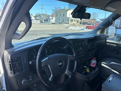 2019 Chevrolet Express 3500   - Photo 9 - Rushville, IN 46173