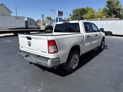 2023 RAM 1500 Big Horn   - Photo 5 - Rushville, IN 46173