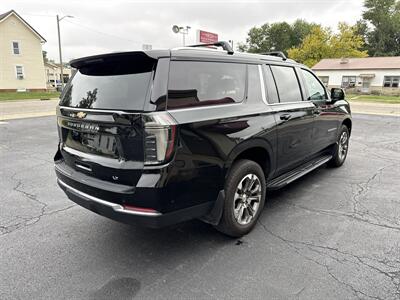 2025 Chevrolet Suburban LT - Photo 5 - Rushville, IN 46173