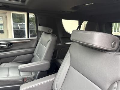 2025 Chevrolet Suburban LT - Photo 12 - Rushville, IN 46173