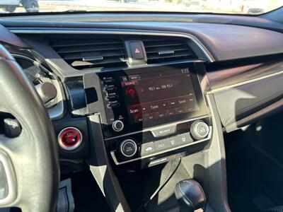 2019 Honda Civic Sport   - Photo 12 - Rushville, IN 46173