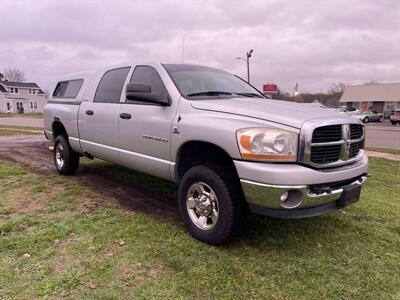 2006 Dodge Ram 3500 SLT   - Photo 4 - Rushville, IN 46173