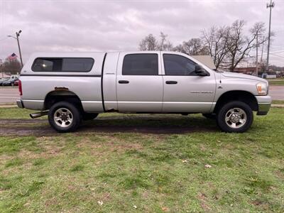 2006 Dodge Ram 3500 SLT   - Photo 5 - Rushville, IN 46173