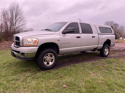 2006 Dodge Ram 3500 SLT   - Photo 2 - Rushville, IN 46173