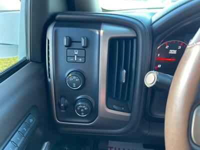 2015 GMC Sierra 3500HD Denali   - Photo 20 - Rushville, IN 46173