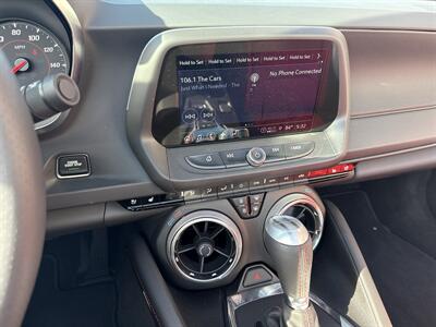 2024 Chevrolet Camaro LT   - Photo 12 - Rushville, IN 46173