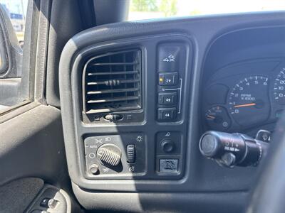 2003 Chevrolet Silverado 2500HD Work Truck   - Photo 13 - Rushville, IN 46173