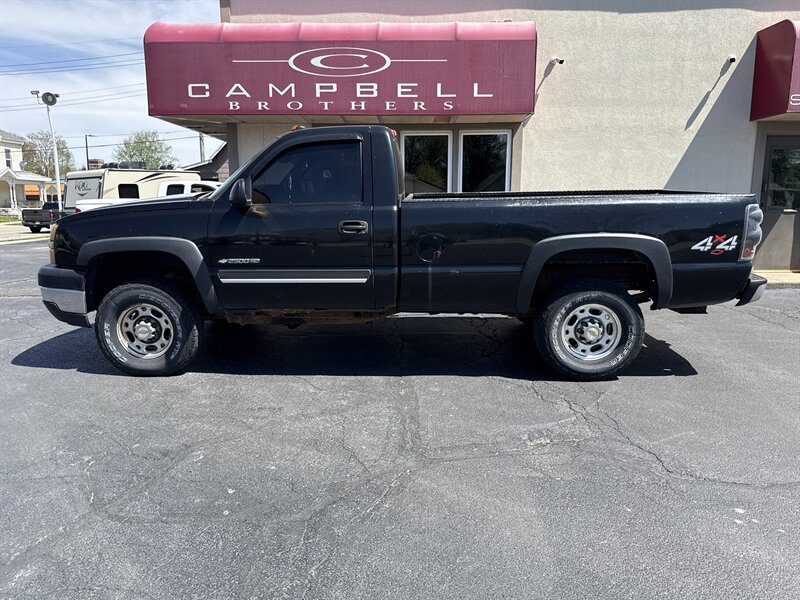 2003 Chevrolet Silverado 2500HD Work Truck   - Photo 1 - Rushville, IN 46173