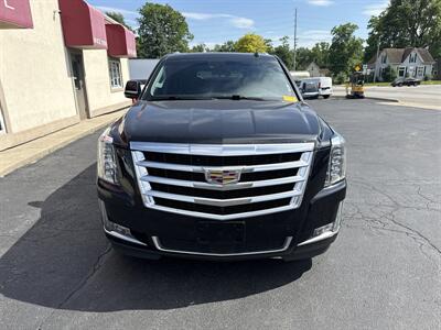 2018 Cadillac Escalade ESV Premium Luxury - Photo 3 - Rushville, IN 46173