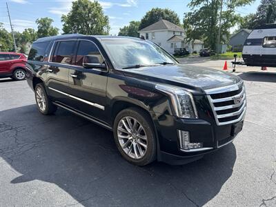 2018 Cadillac Escalade ESV Premium Luxury - Photo 4 - Rushville, IN 46173