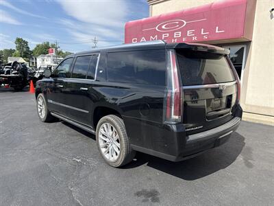 2018 Cadillac Escalade ESV Premium Luxury - Photo 7 - Rushville, IN 46173