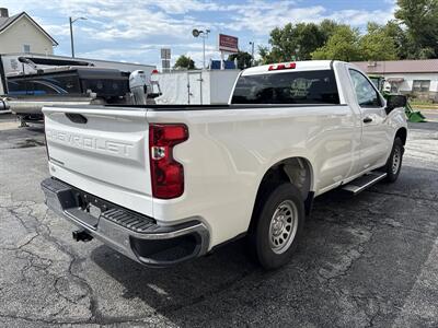2020 Chevrolet Silverado 1500 Work Truck   - Photo 5 - Rushville, IN 46173