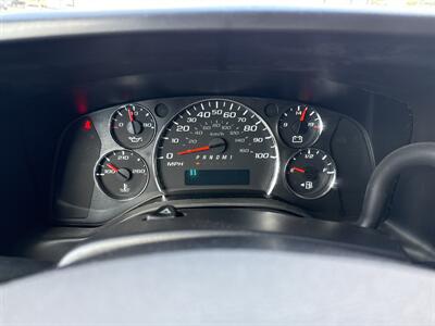 2018 Chevrolet Express LT 3500   - Photo 13 - Rushville, IN 46173