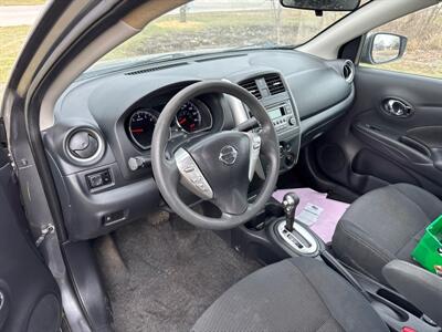 2017 Nissan Versa 1.6 SV   - Photo 10 - Rushville, IN 46173