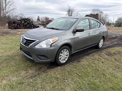 2017 Nissan Versa 1.6 SV   - Photo 2 - Rushville, IN 46173