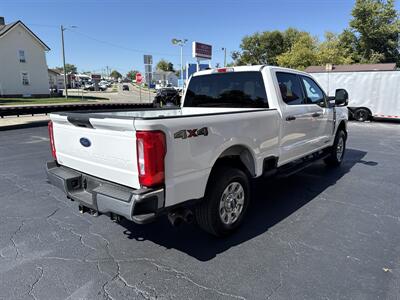 2024 Ford F-250 Super Duty XLT   - Photo 5 - Rushville, IN 46173