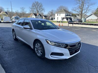 2019 Honda Accord LX   - Photo 4 - Rushville, IN 46173