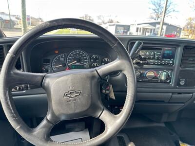 2002 Chevrolet Silverado 2500HD   - Photo 15 - Rushville, IN 46173