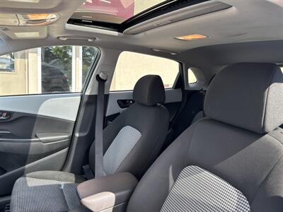 2021 Hyundai KONA SEL Plus - Photo 10 - Rushville, IN 46173