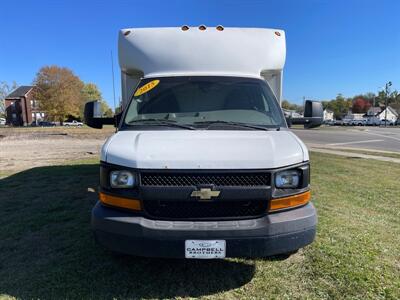 2015 Chevrolet Express Commercial Cutaway Box Van   - Photo 3 - Rushville, IN 46173