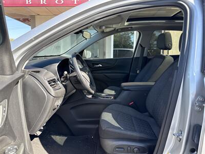 2022 Chevrolet Equinox LT   - Photo 8 - Rushville, IN 46173